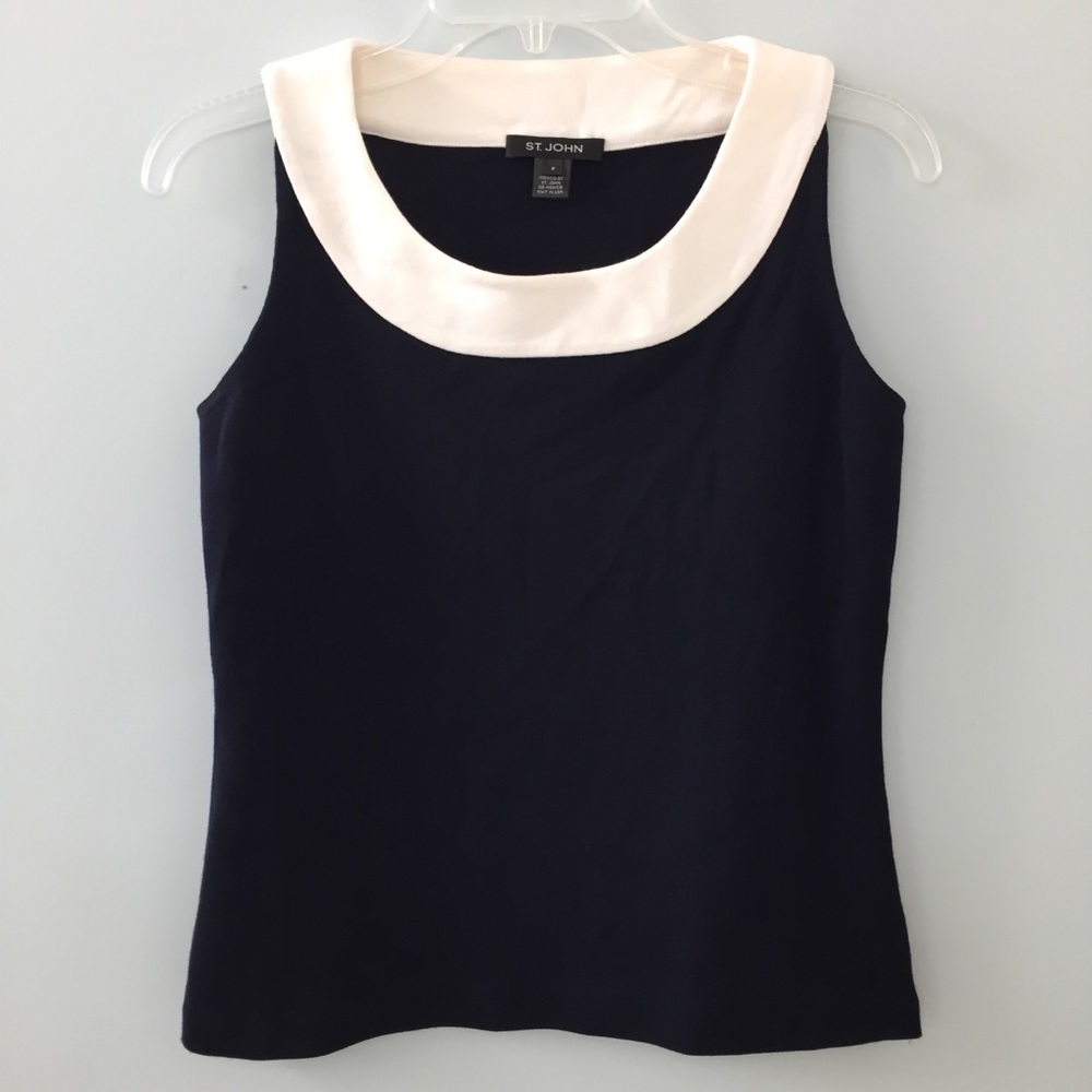 St. John blue & white sleeveless knit top